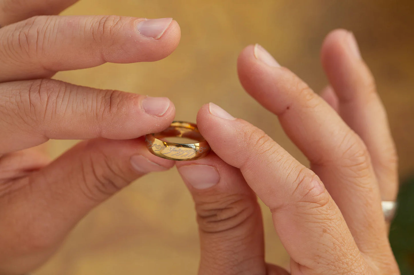 The Lord of the Rings: The One Ring Glass Candle