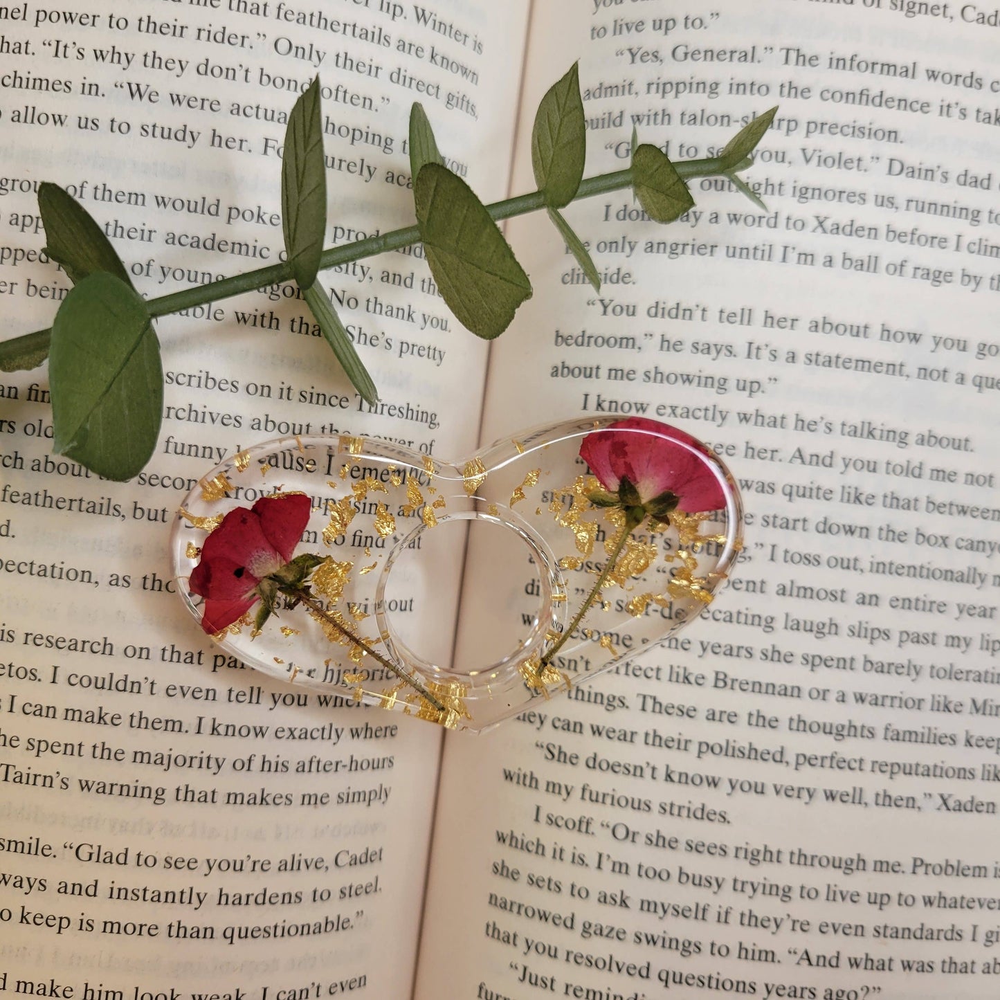 Floral Book Page Holder (Magenta)