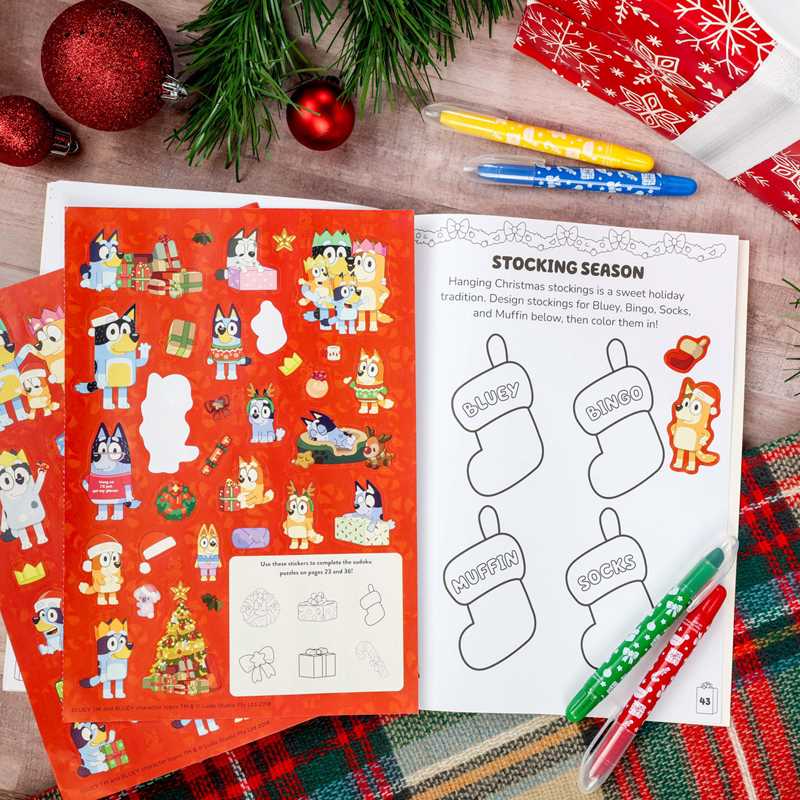 Bluey Colortivity: Hooray Christmas! by Delaney Foerster