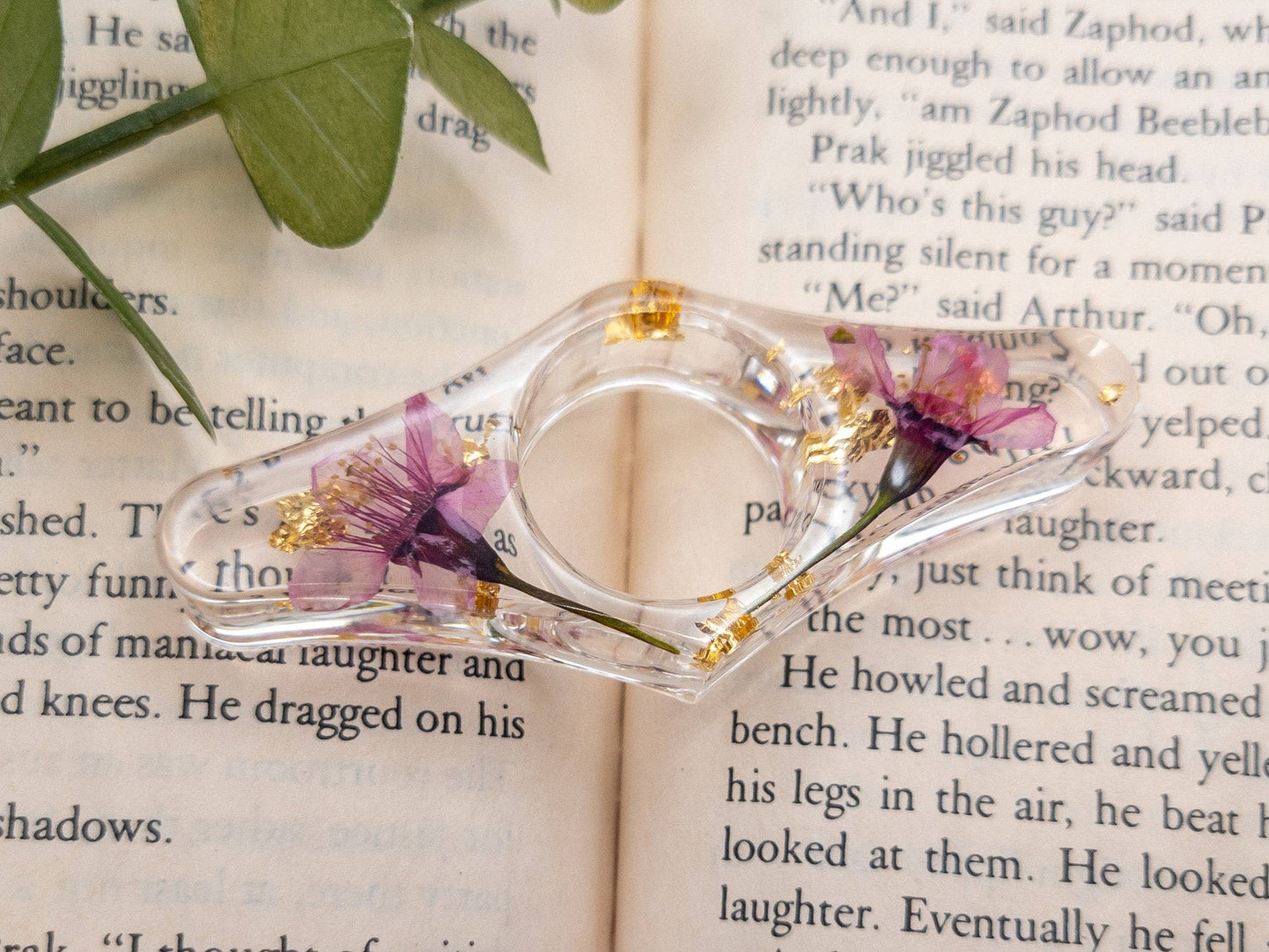 Floral Book Page Holder (Dark Purple)