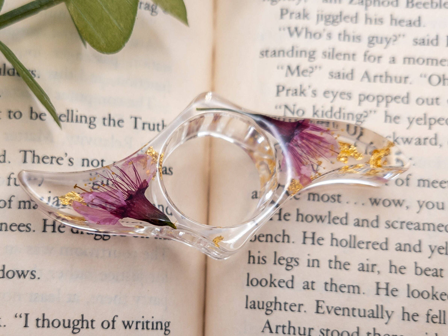 Floral Book Page Holder (Dark Purple)