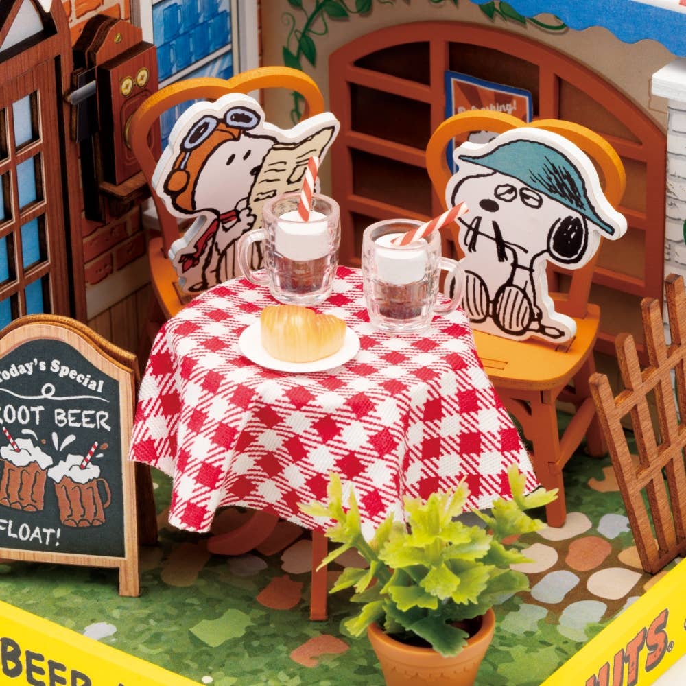 Le Petit Cafe with Snoopy & Spike - DIY Miniature Kit
