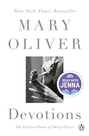 Devotions by Mary Oliver (Paperback)