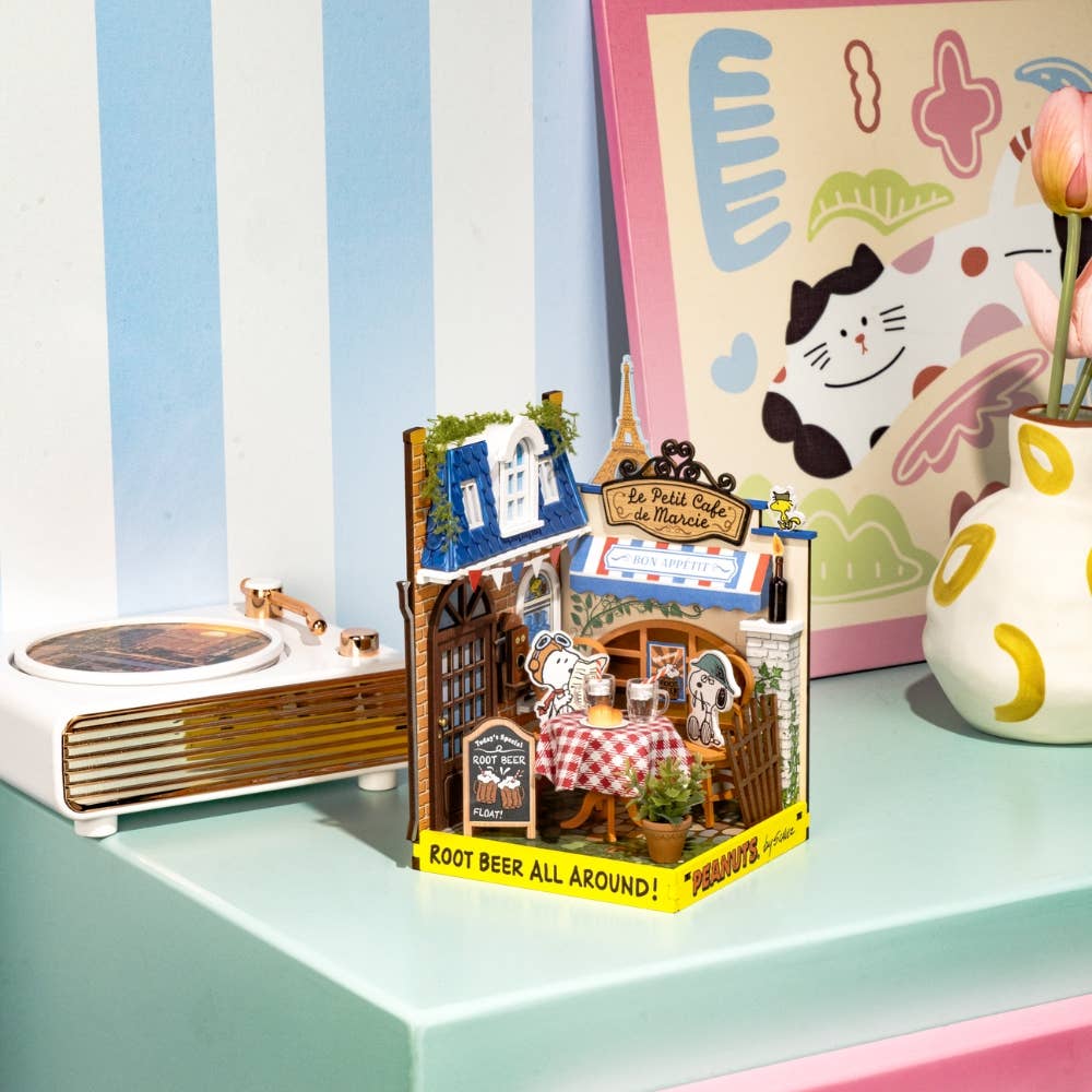 Le Petit Cafe with Snoopy & Spike - DIY Miniature Kit