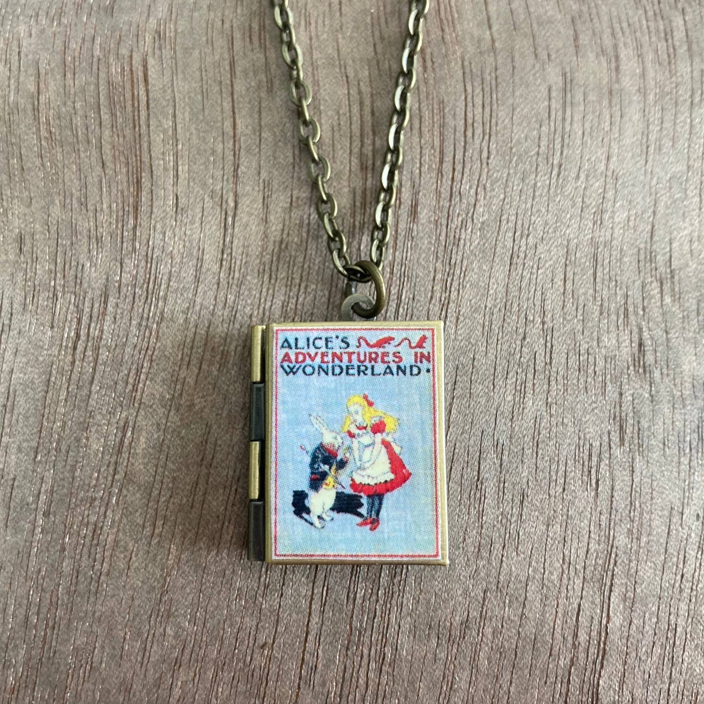 Book Locket Alice In Wonderland - Gray with Rabbit