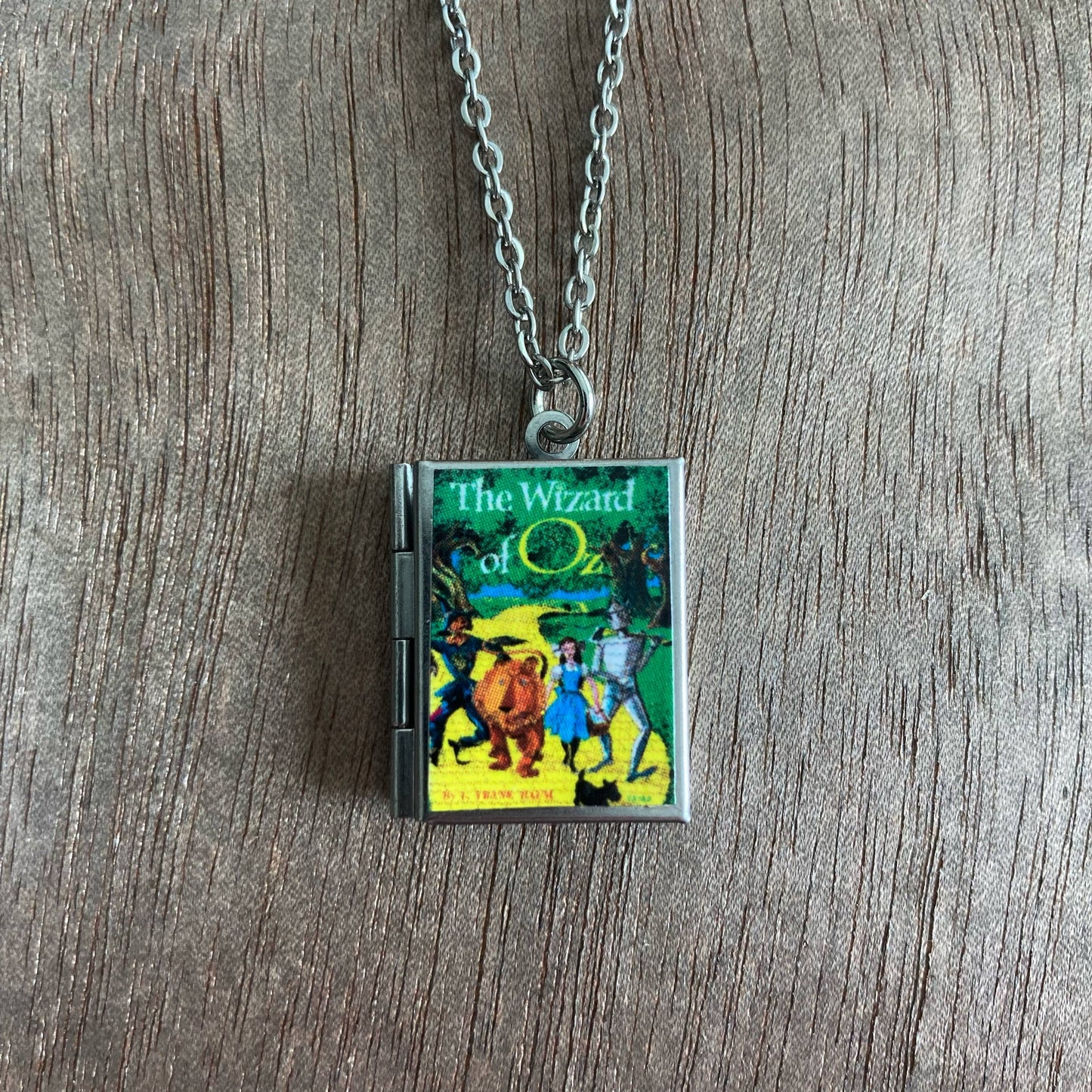 Book Locket The Wizard of Oz